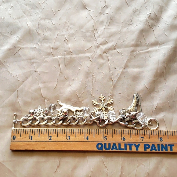 Antique Sterling Silver Snow Activity Themed Charm Bracelet . - Picture 10 of 10